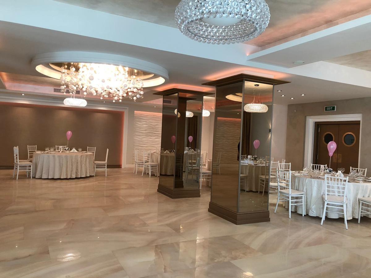 Hotel Sunny Hill Cluj-Napoca Eksteriør billede